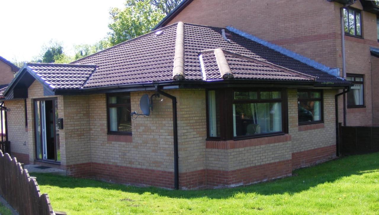 Lennoxtown Dingieshowe Cottage מראה חיצוני תמונה