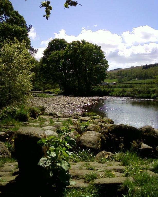 Lennoxtown Dingieshowe Cottage מראה חיצוני תמונה